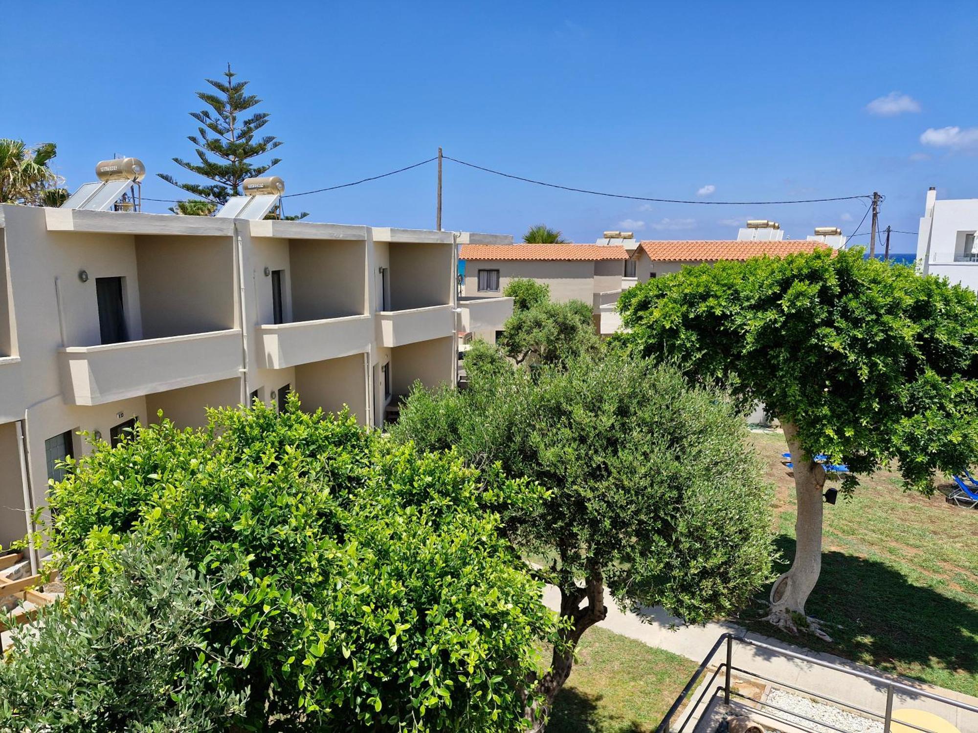 Creteco Hotel & Suites Gournes Gouvon Exterior photo