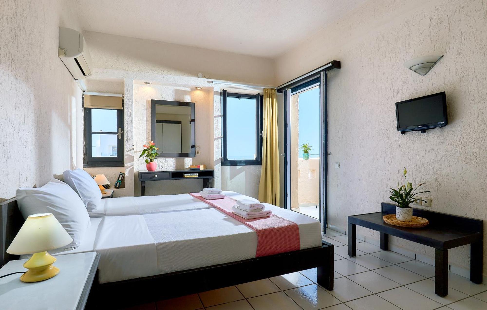 Creteco Hotel & Suites Gournes Gouvon Exterior photo