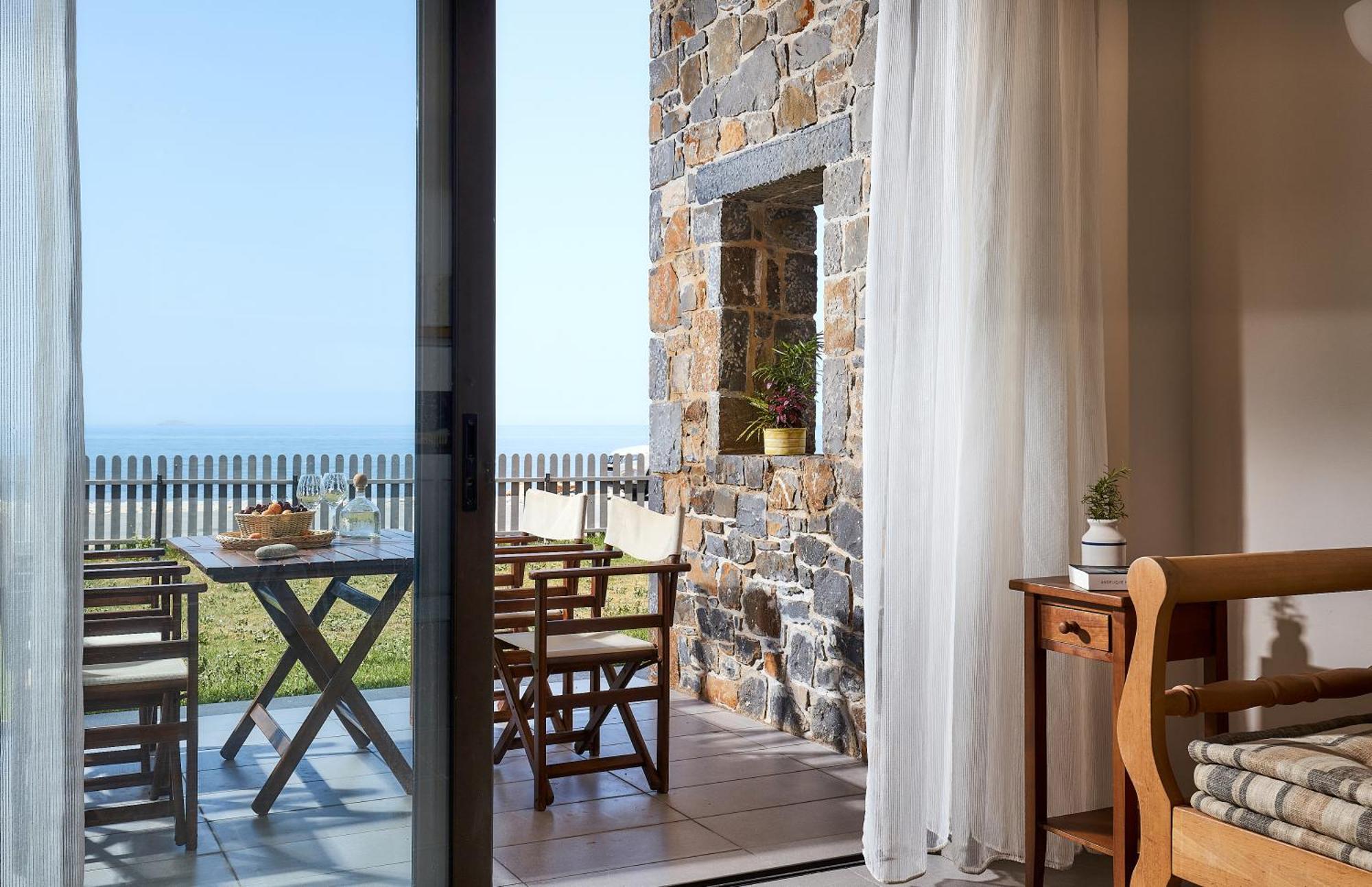 Creteco Hotel & Suites Gournes Gouvon Exterior photo