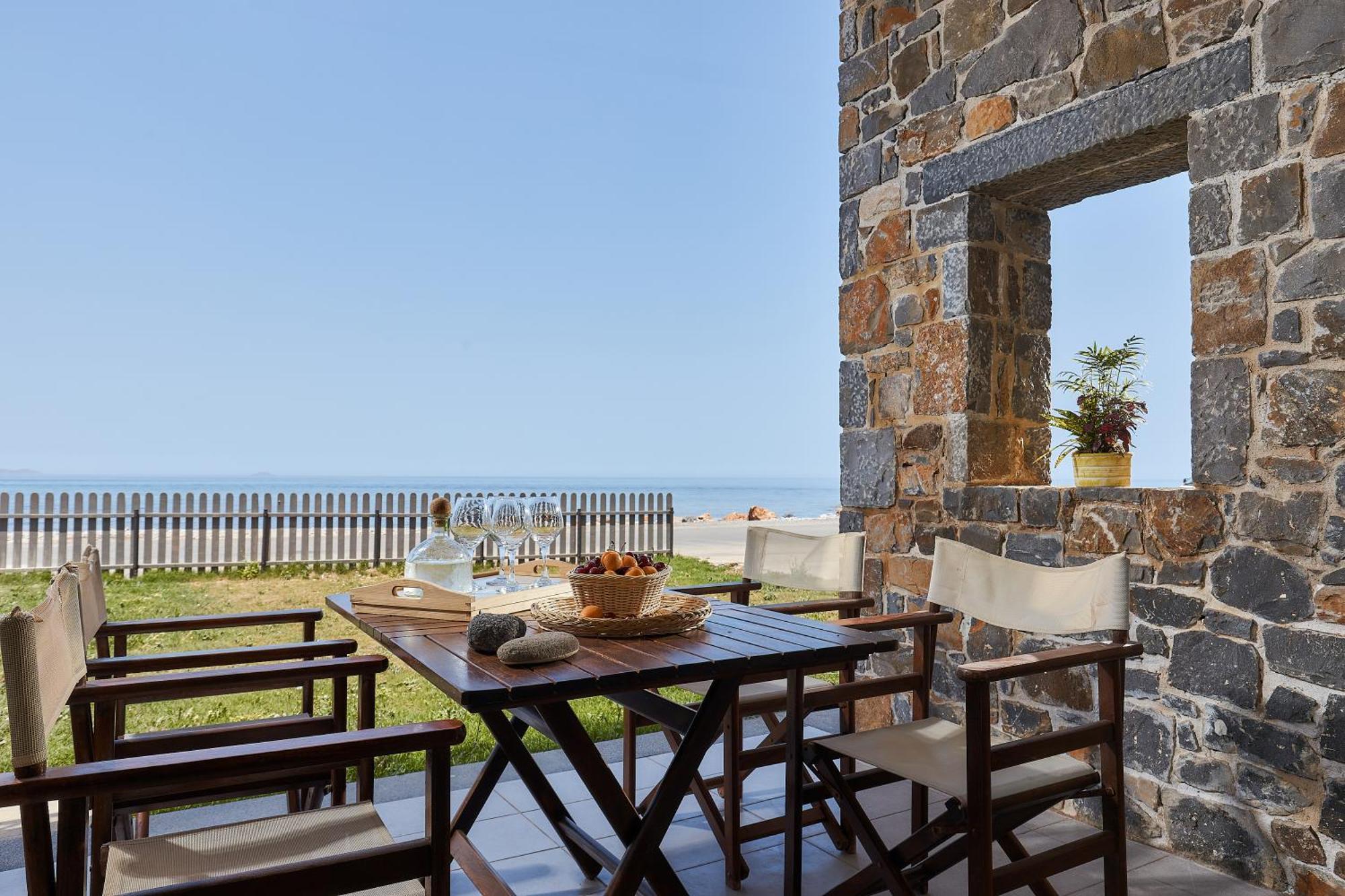 Creteco Hotel & Suites Gournes Gouvon Exterior photo