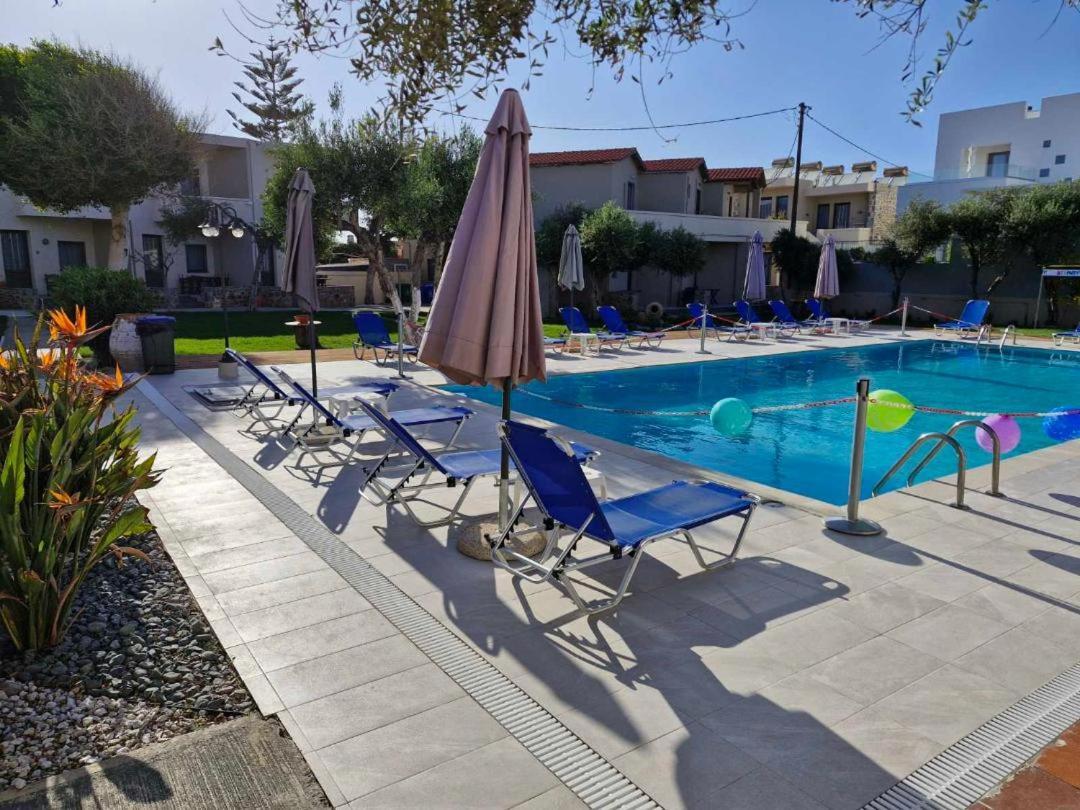 Creteco Hotel & Suites Gournes Gouvon Exterior photo
