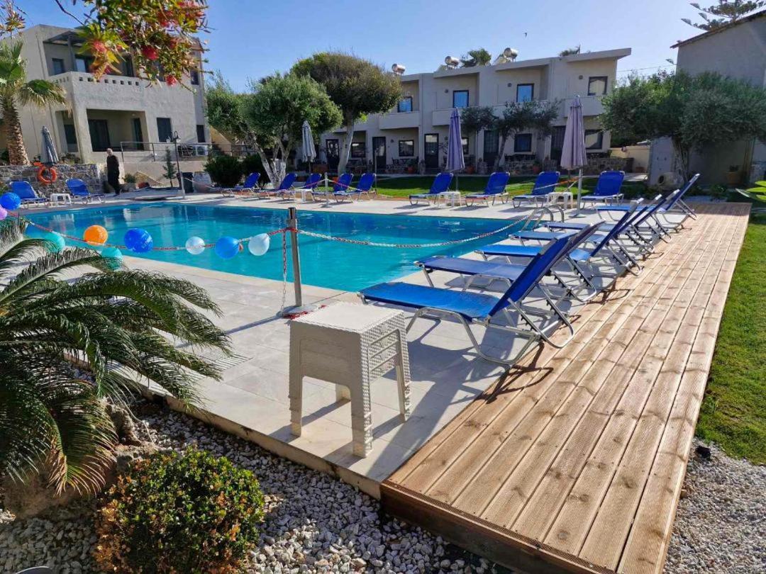 Creteco Hotel & Suites Gournes Gouvon Exterior photo
