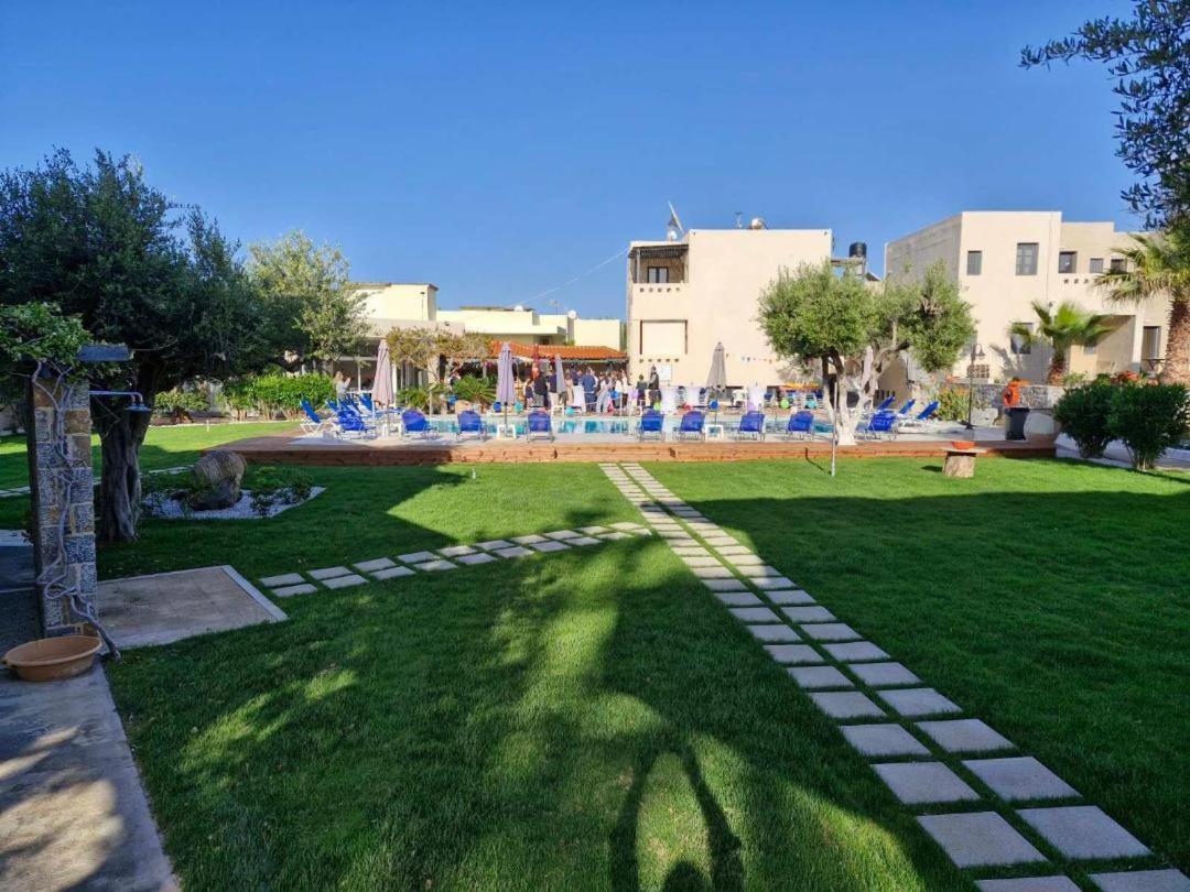 Creteco Hotel & Suites Gournes Gouvon Exterior photo